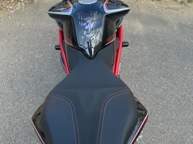 MV AGUSTA BRUTALE 1090 R