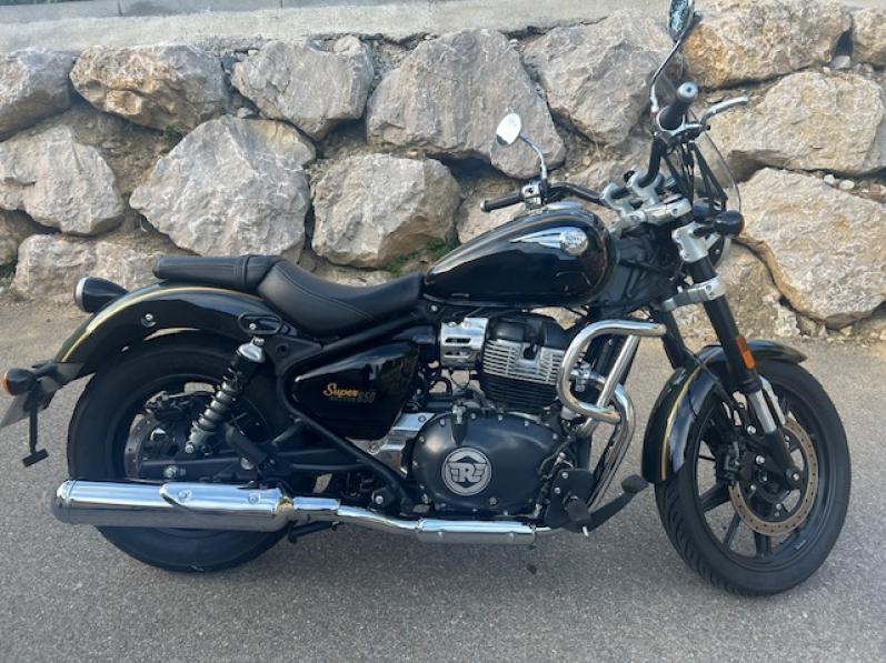 ROYAL ENFIELD SUPER METEOR 650